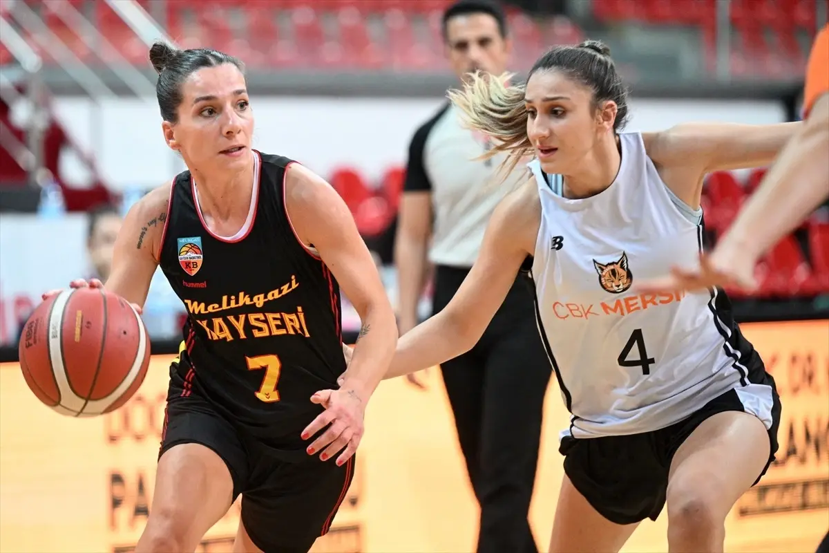 cbk mersin kayseriyi gecti Iv66dywB