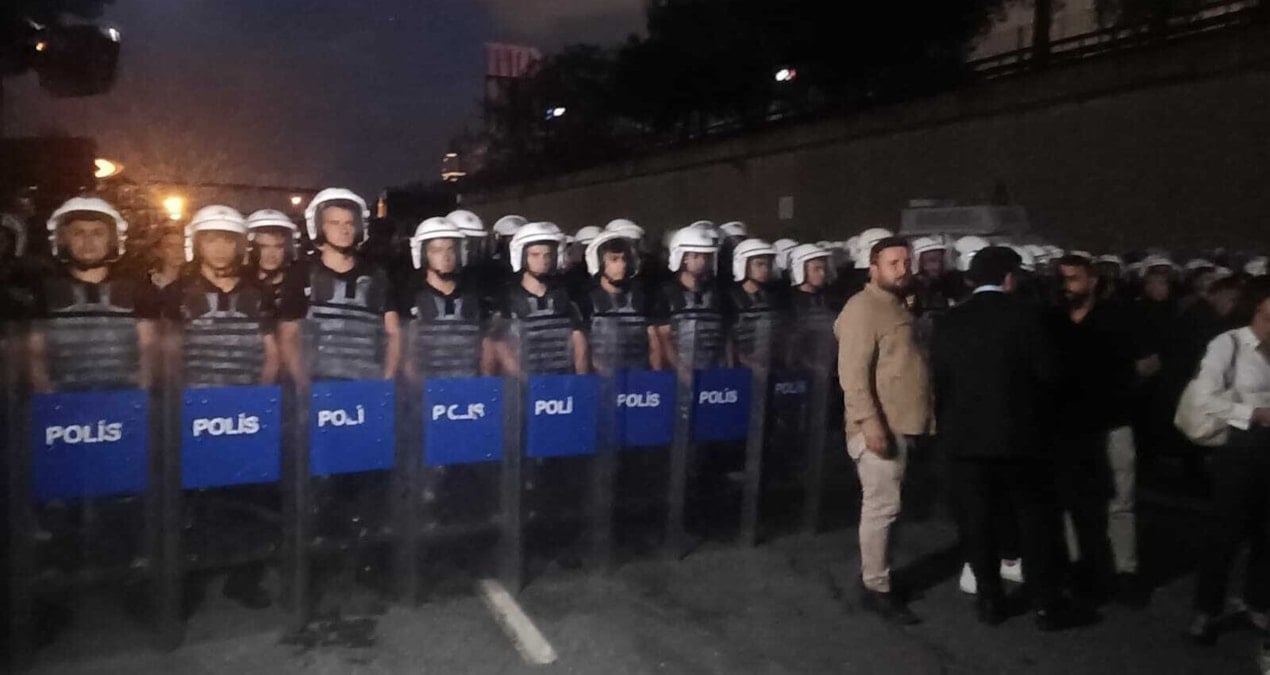 chp istanbul il baskanligi onunde yasanan olaylarla ilgili sorusturma baslatildi gGtB2NwF