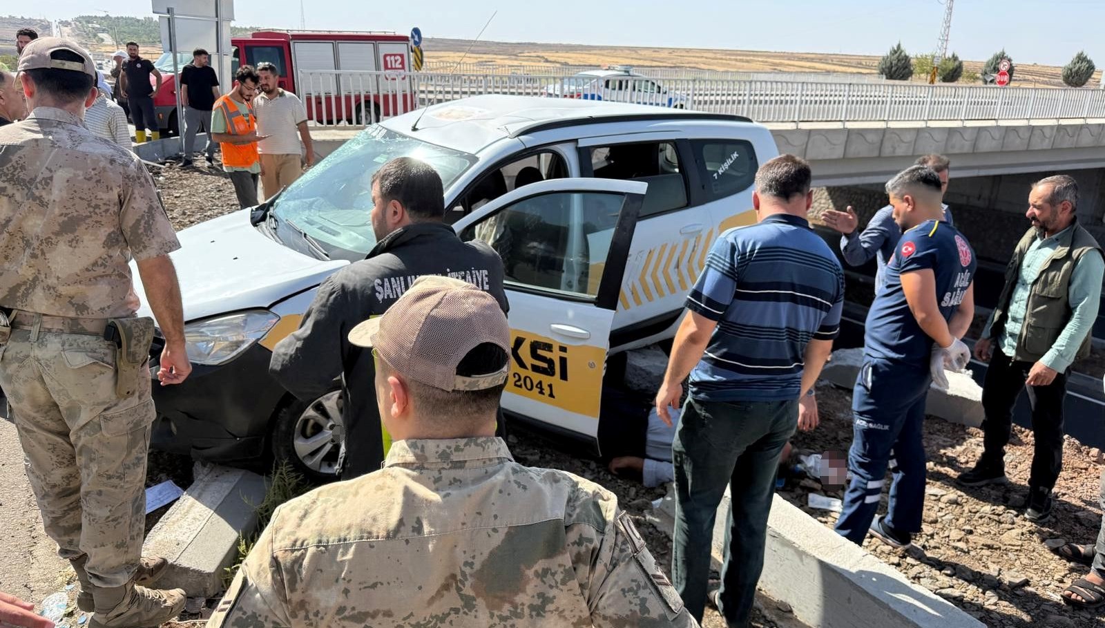 hastane kavsaginda kaza 4 yarali EvWj1x9q