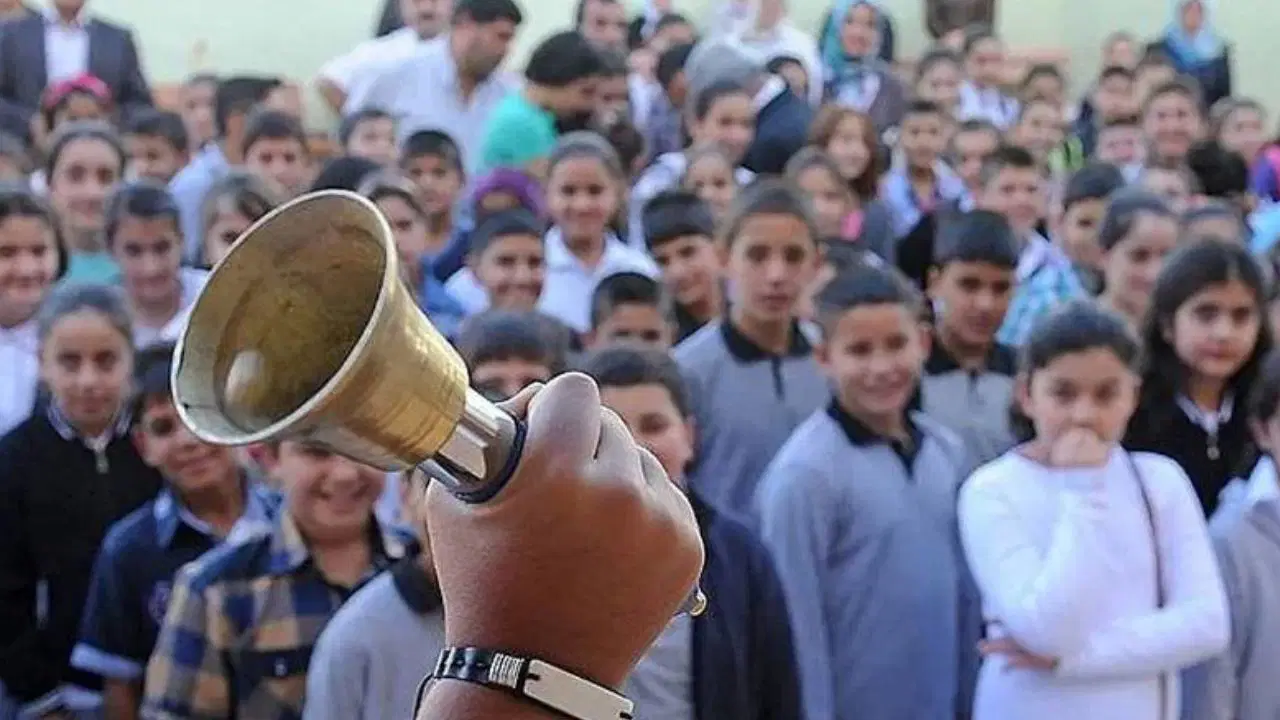 Ara tatil sonrası ilk ders zili çaldı… Milyonlarca öğrenci okula döndü!