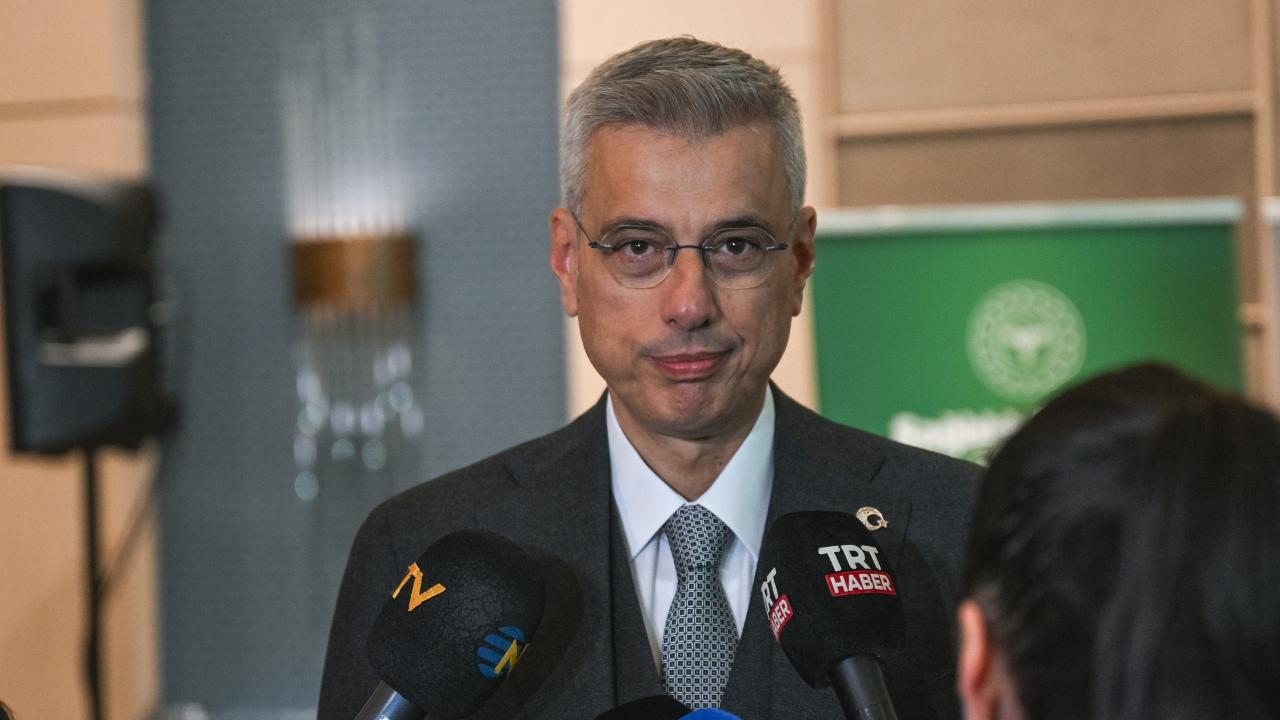 bakan memisoglu net konustu hem sigara hem sekerli gidalarda tolerans olmayacak uweyE2F6.jpg