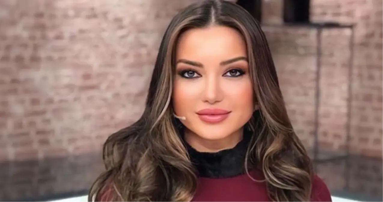 esra ezmeci kimdir esra ezmeci kac yasinda estetik mi yaptirdi KDGvJUrr.jpg