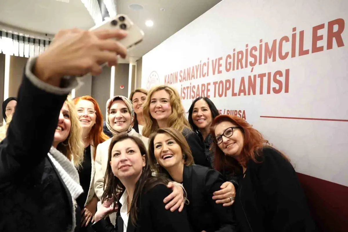 kadin sanayici ve girisimciler istisare toplantisi bursada yapildi j8QfximQ.jpg