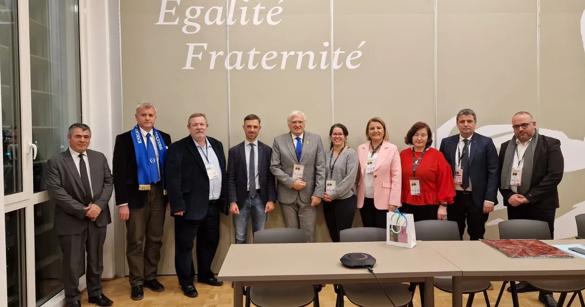 Kocaeli İzmit Sanat Akademisi Fransa’da ödül aldı