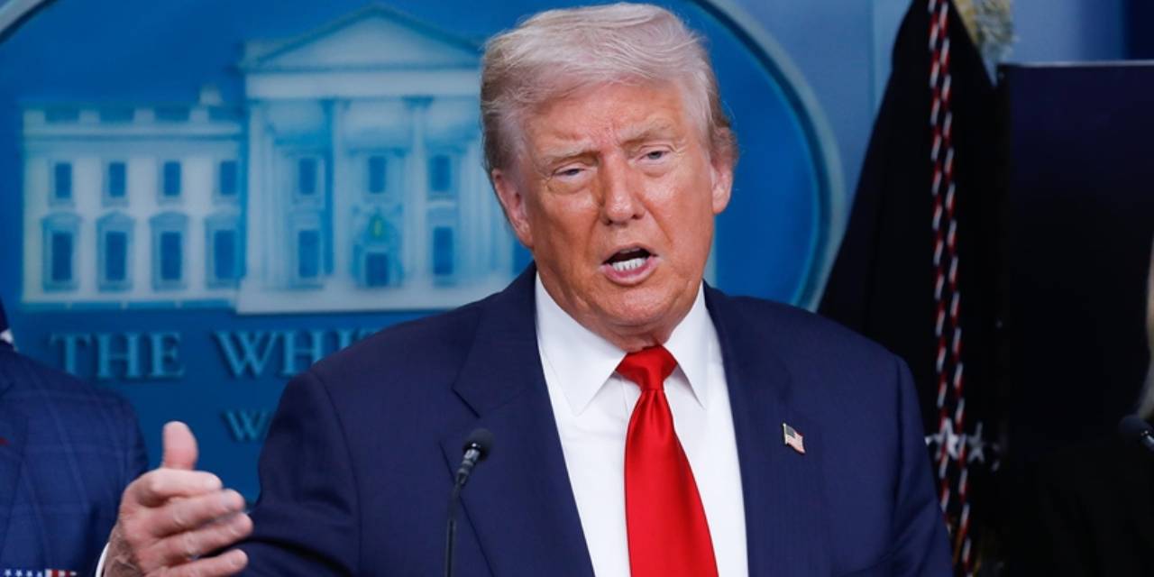 Trump kendini ‘Venezuela Başkanı’ olarak paylaştı