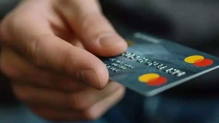 kredi-karti-limitleri-pazartesi-gunu-yeniden-belirlenecek-jsiUMCOA.jpg