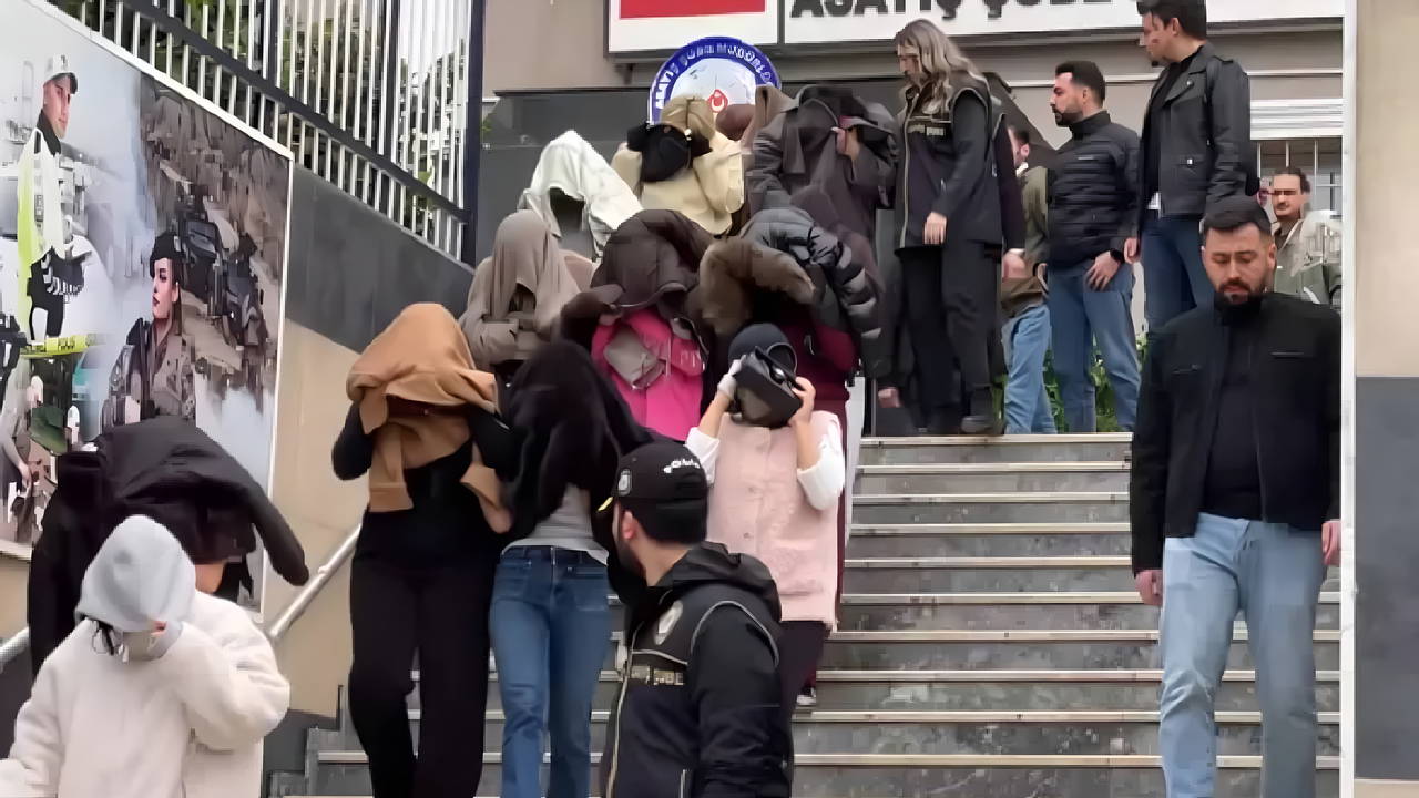 İstanbul’da Fuhuş Operasyonu: 14 Kişi Gözaltına Alındı