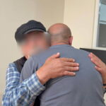 71-yasindaki-babasiyla-birlikte-cezaevine-girdi-iyilik-yaparken-cezaevine-dustuk-jNPsO87z